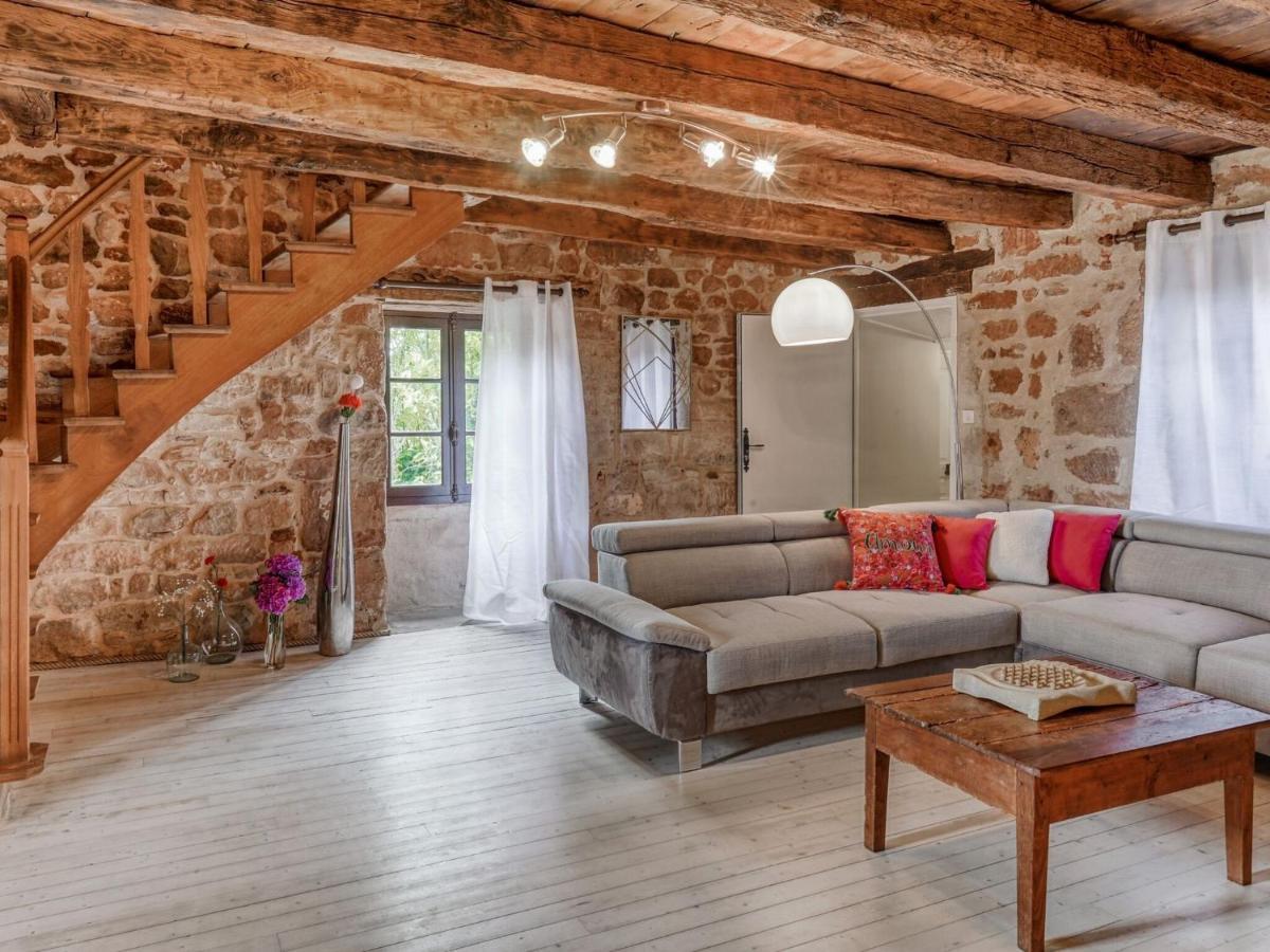 Ferienhaus Beautiful With Pool In