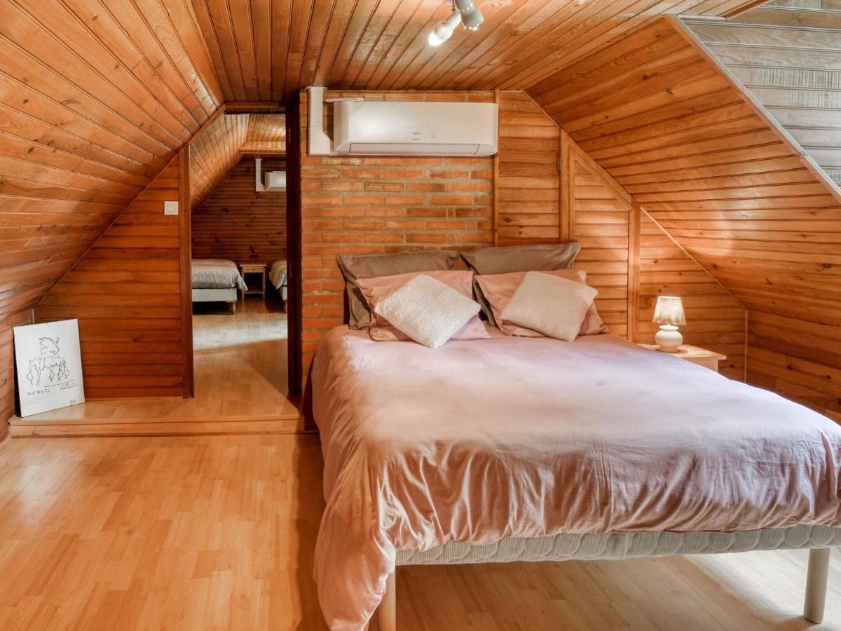 Holiday home Beautiful With Pool In
