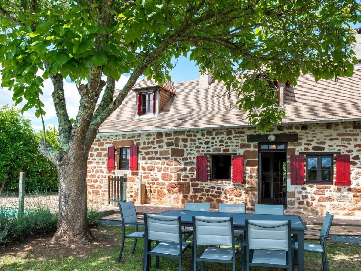 Ferienhaus Beautiful With Pool In